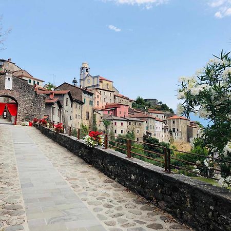 Appartamento La Finestra Di Dante Mulazzo Esterno foto